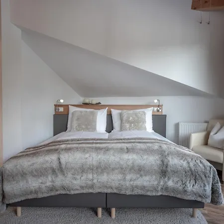 Petit Madlein Bed & Breakfast Ischgl Exterior photo